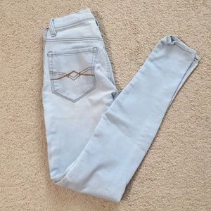 Mudd light wash skinny jeans